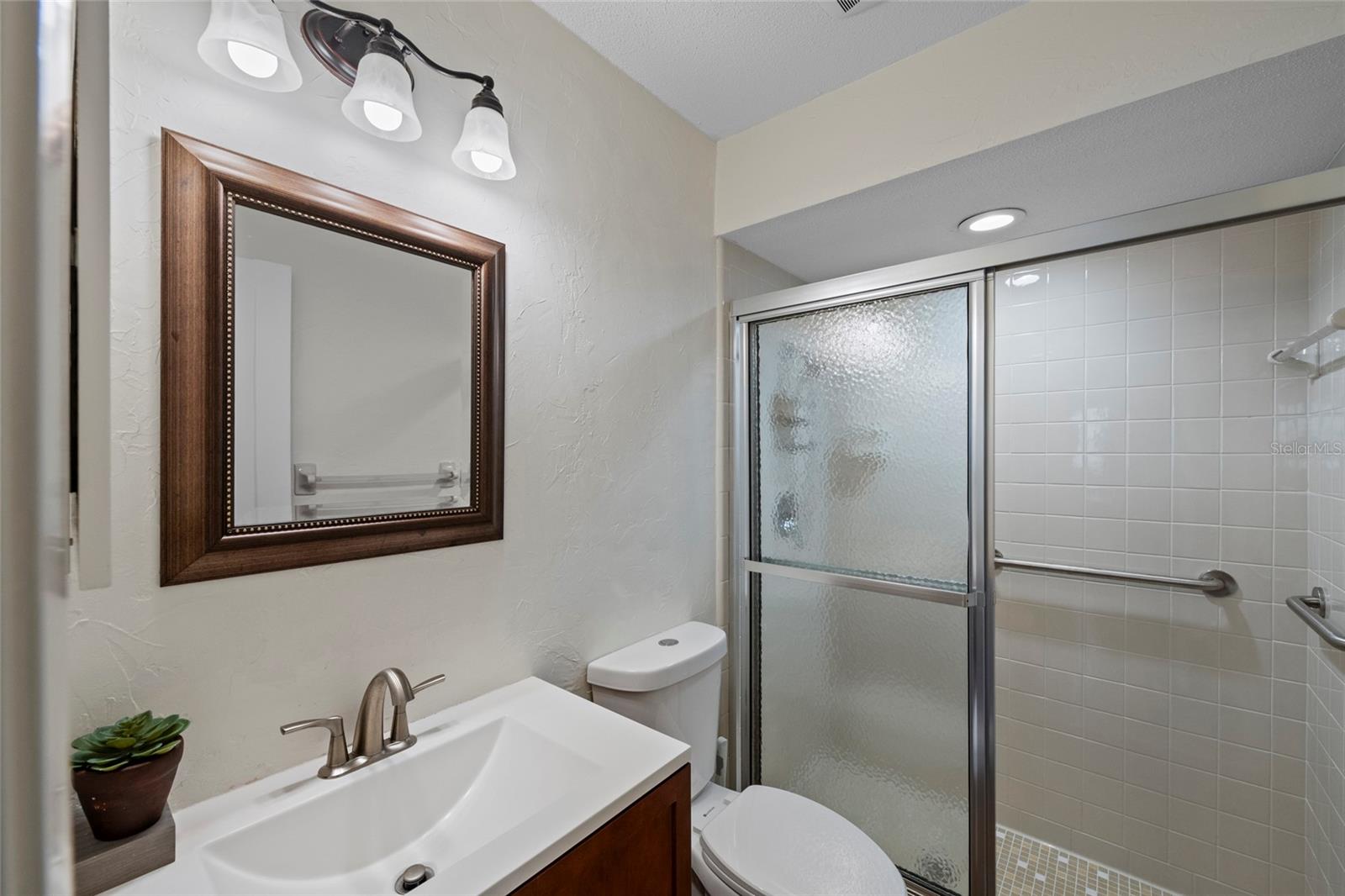 1252 Waterside Ln Property Photo 26