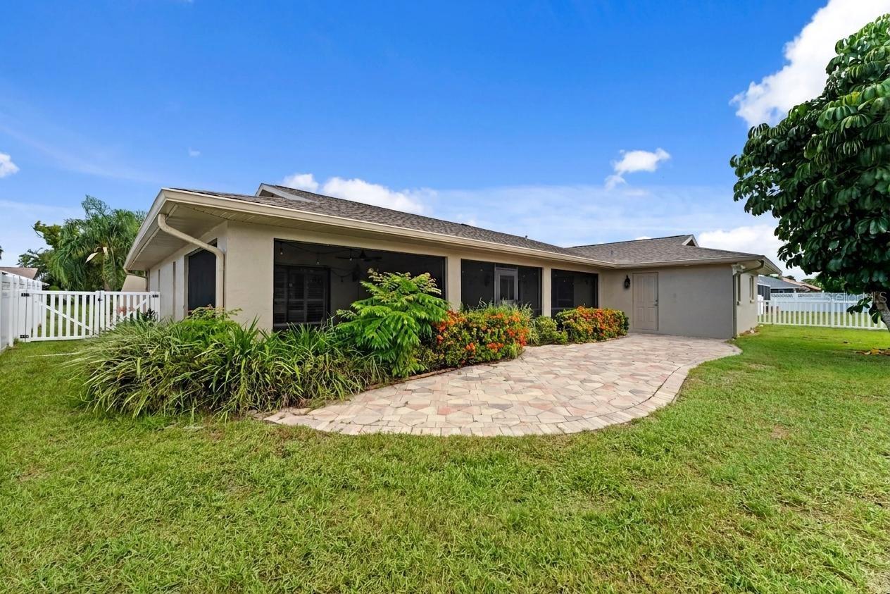 1252 Waterside Ln Property Photo 38