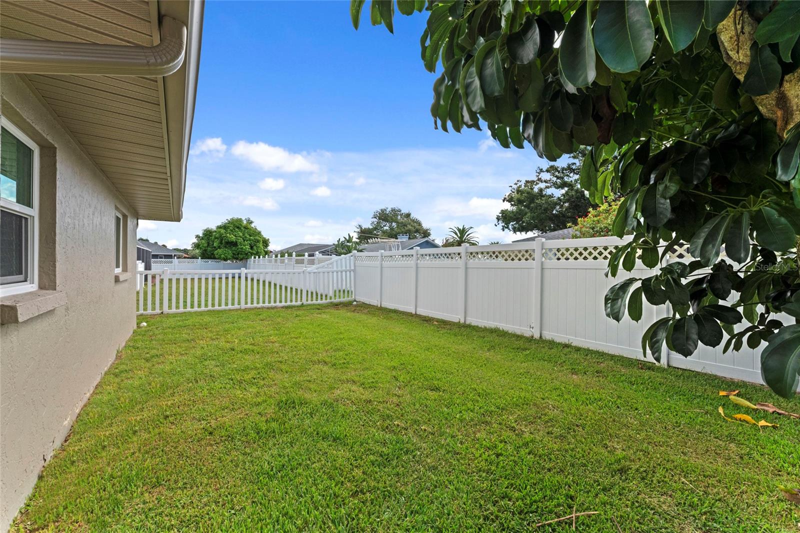 1252 Waterside Ln Property Photo 41