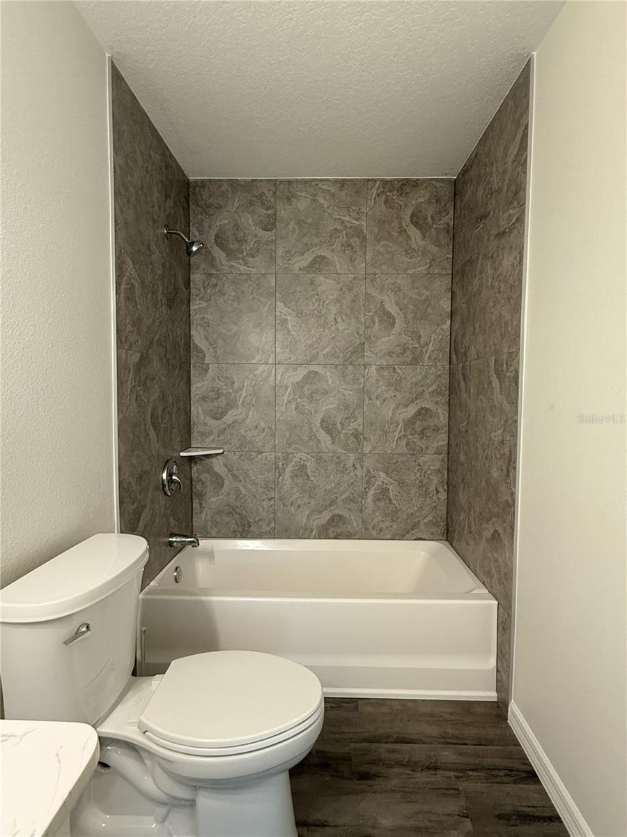 1013 6th St E Property Photo 10