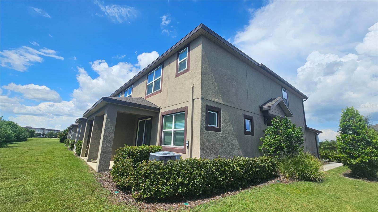 11840 Sky Acres Ter Property Photo 4