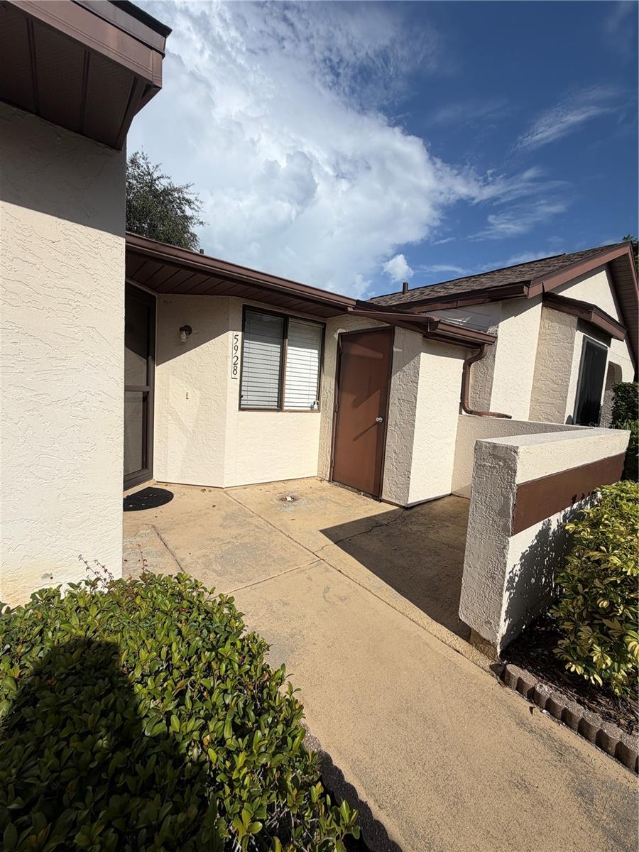 5928 36th Avenue Cir W #e Property Photo 3