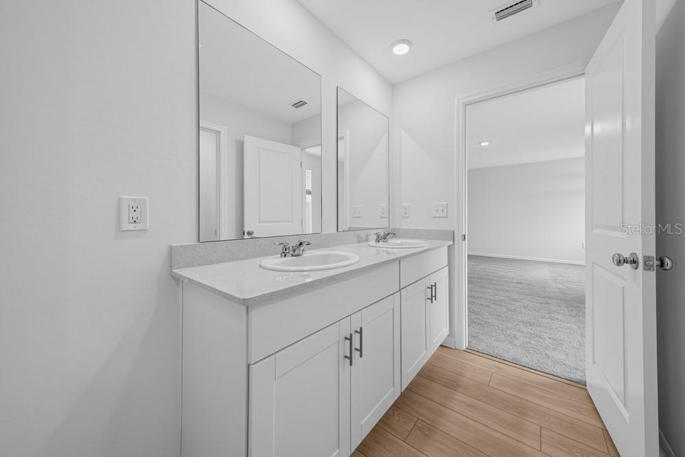 6512 Equinox Ln Property Photo 14