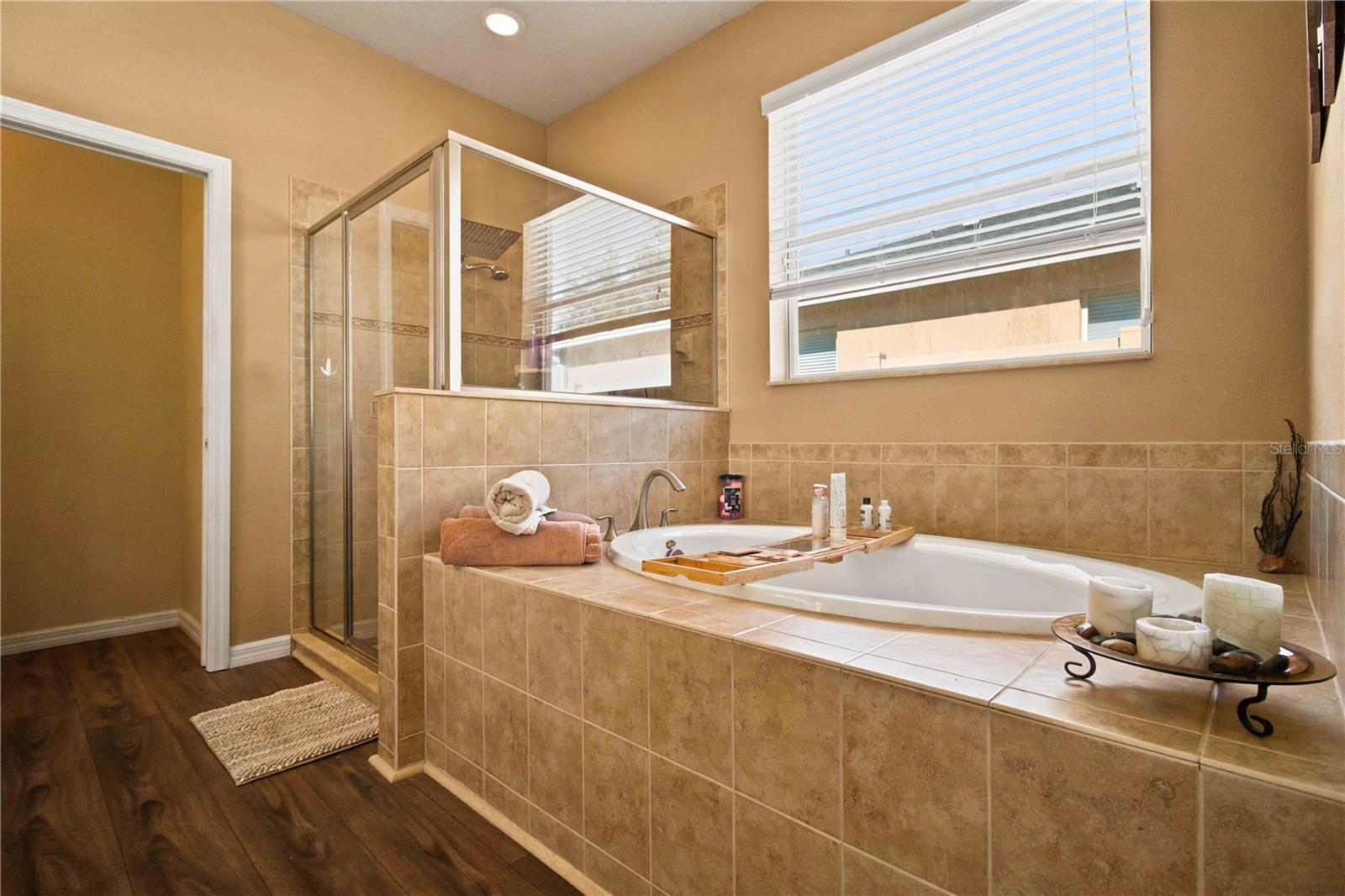 6733 45th Ter E Property Photo 25