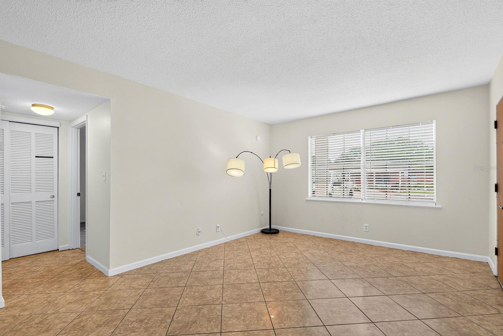4507 9th St W #e3 Property Photo 8