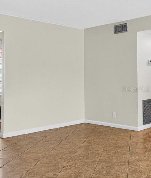 4507 9th St W #e3 Property Photo 10