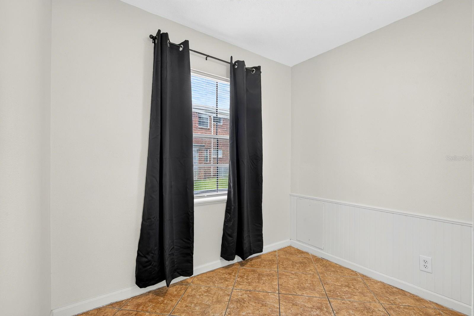 4507 9th St W #e3 Property Photo 28