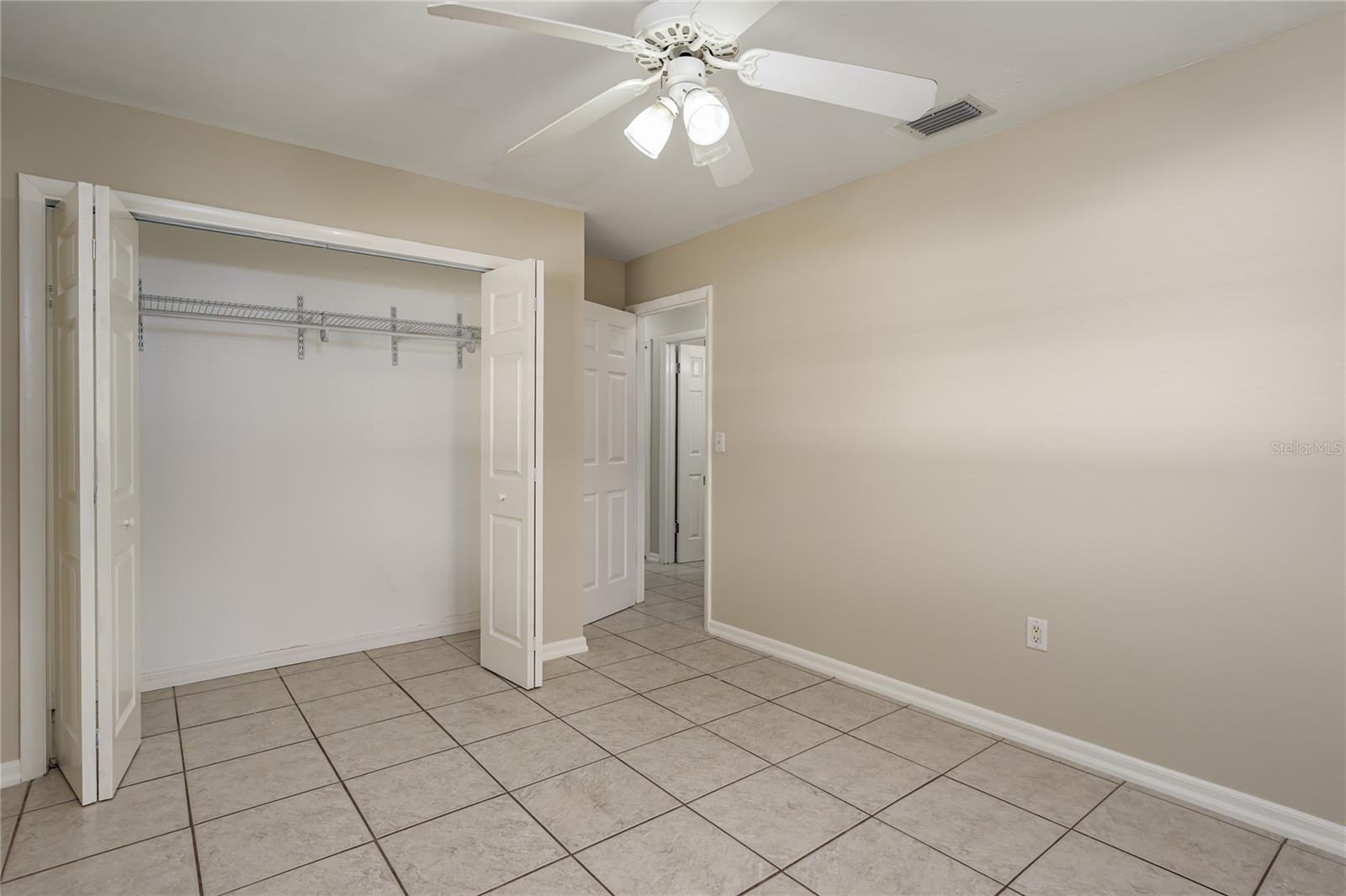 4115 37th St W Property Photo 16