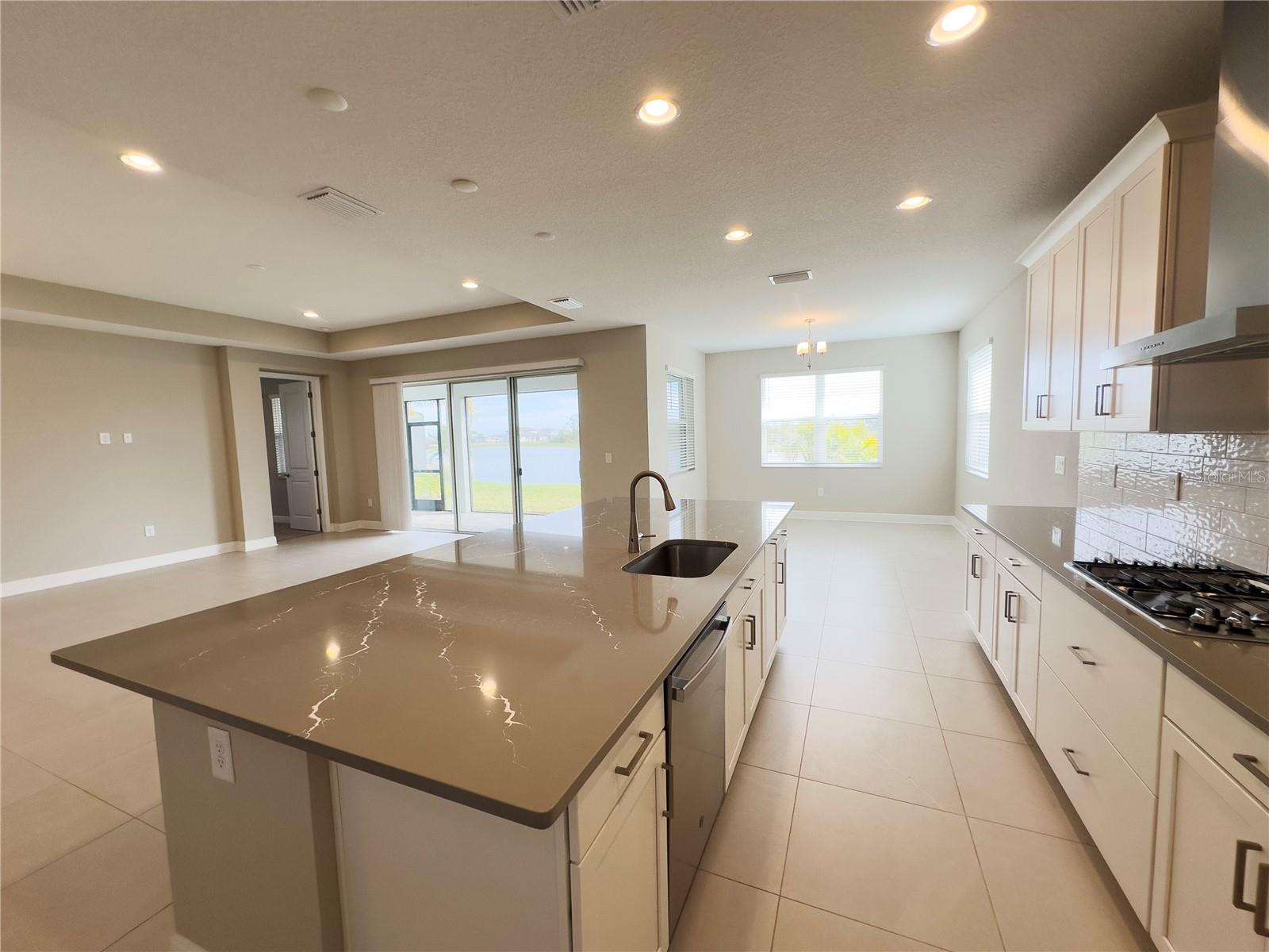 17675 Savory Mist Cir Property Photo 9