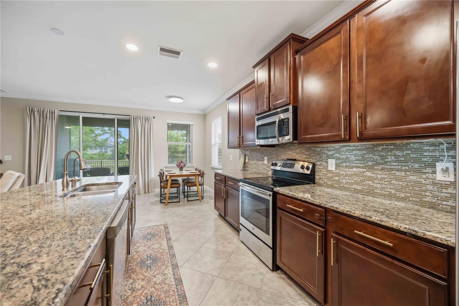 5516 Cartagena Dr Property Photo 12