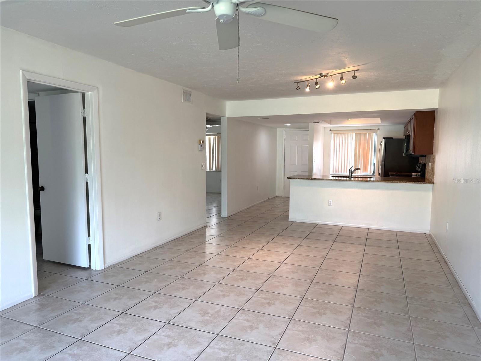 7750 Eagle Creek Dr #7750 Property Photo 3