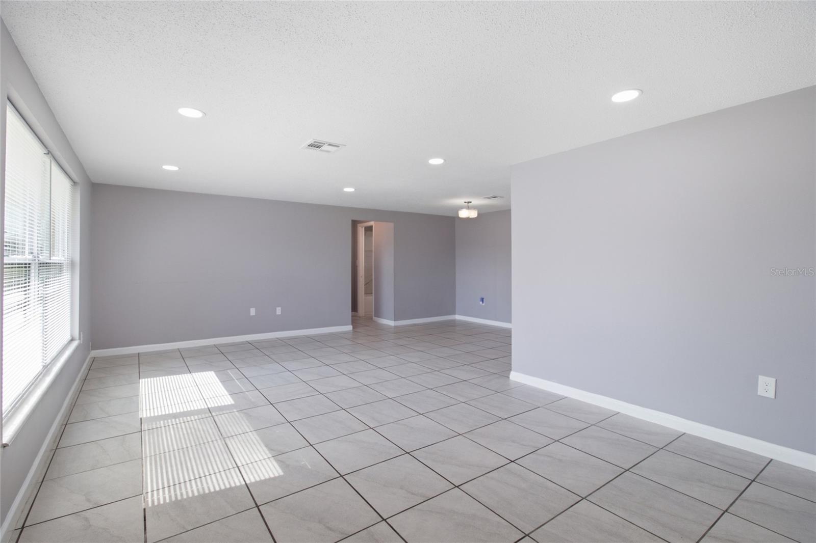 1786 Coconut Dr Property Photo 7