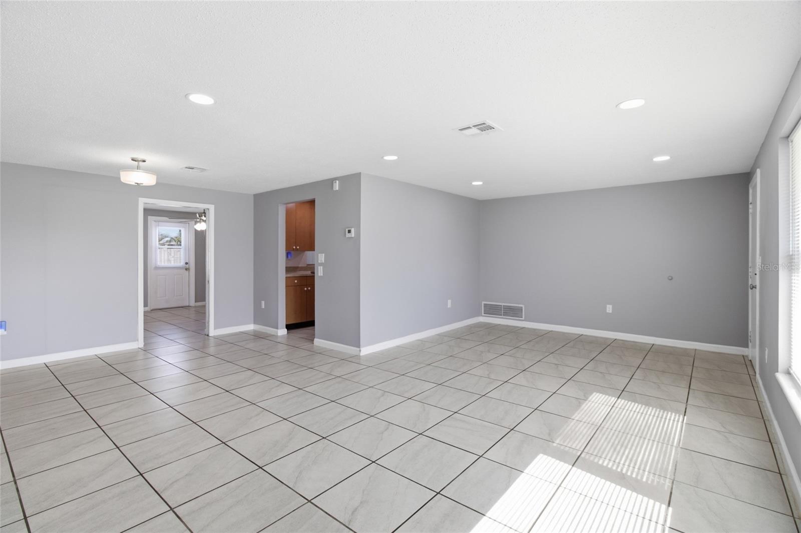 1786 Coconut Dr Property Photo 10