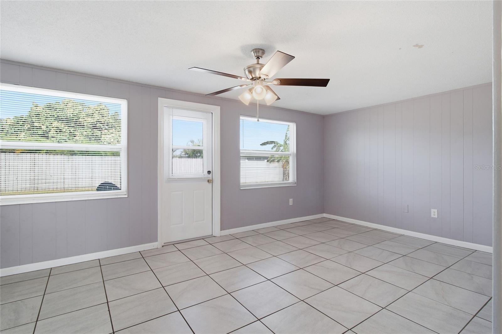 1786 Coconut Dr Property Photo 28