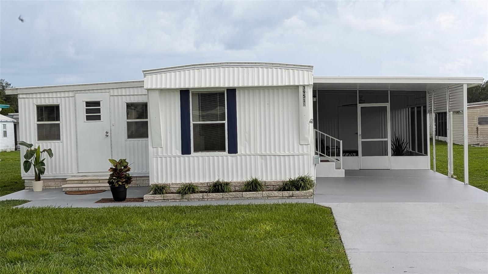 39518 Sterling Dr Property Photo 1