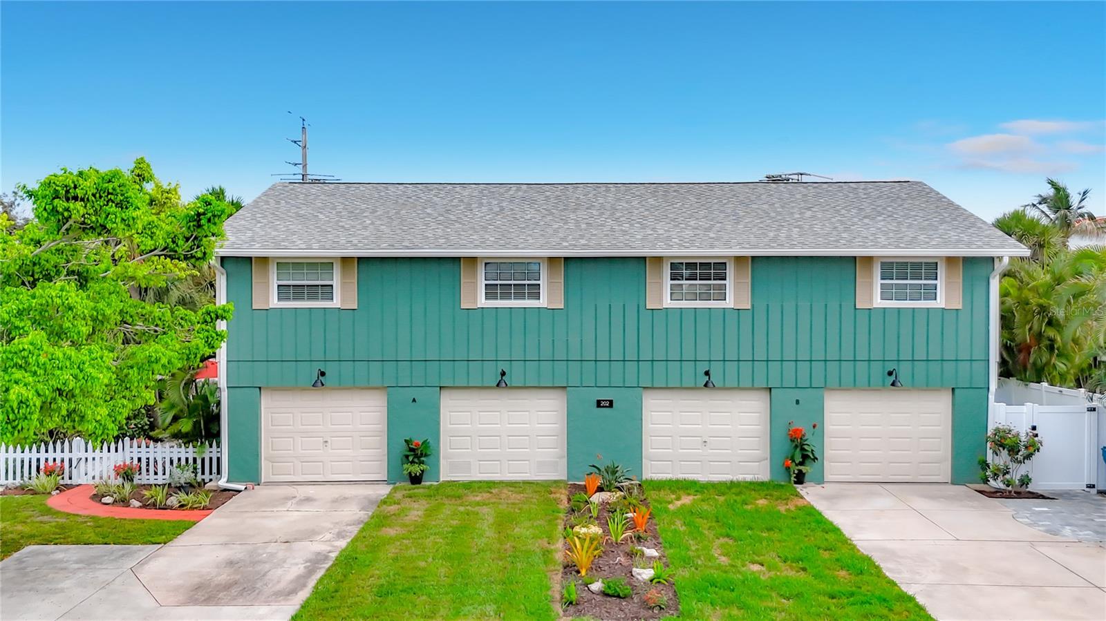 202 Peacock Unit B Ln #b Property Photo 39