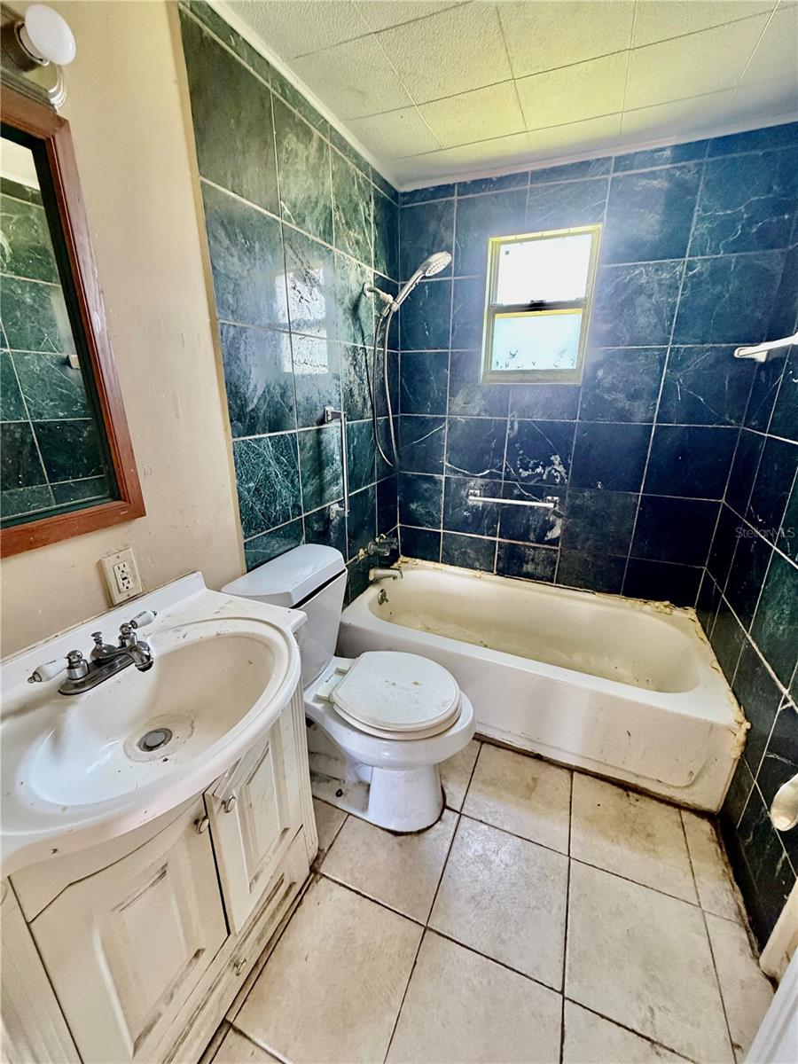 2118 1st Ave E Property Photo 12