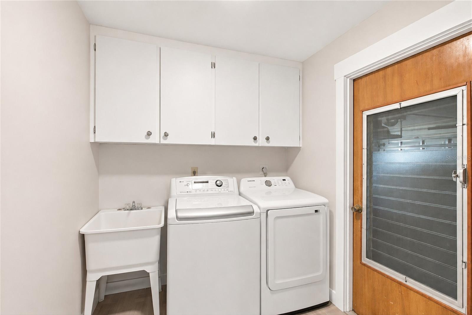 302 Degas Dr Property Photo 36