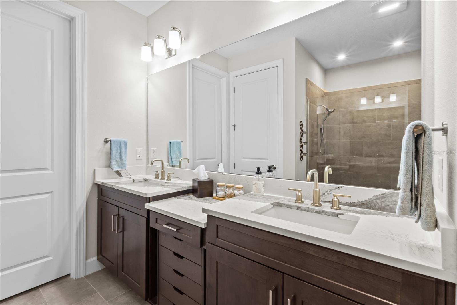 4532 Crestpoint Way Property Photo 18