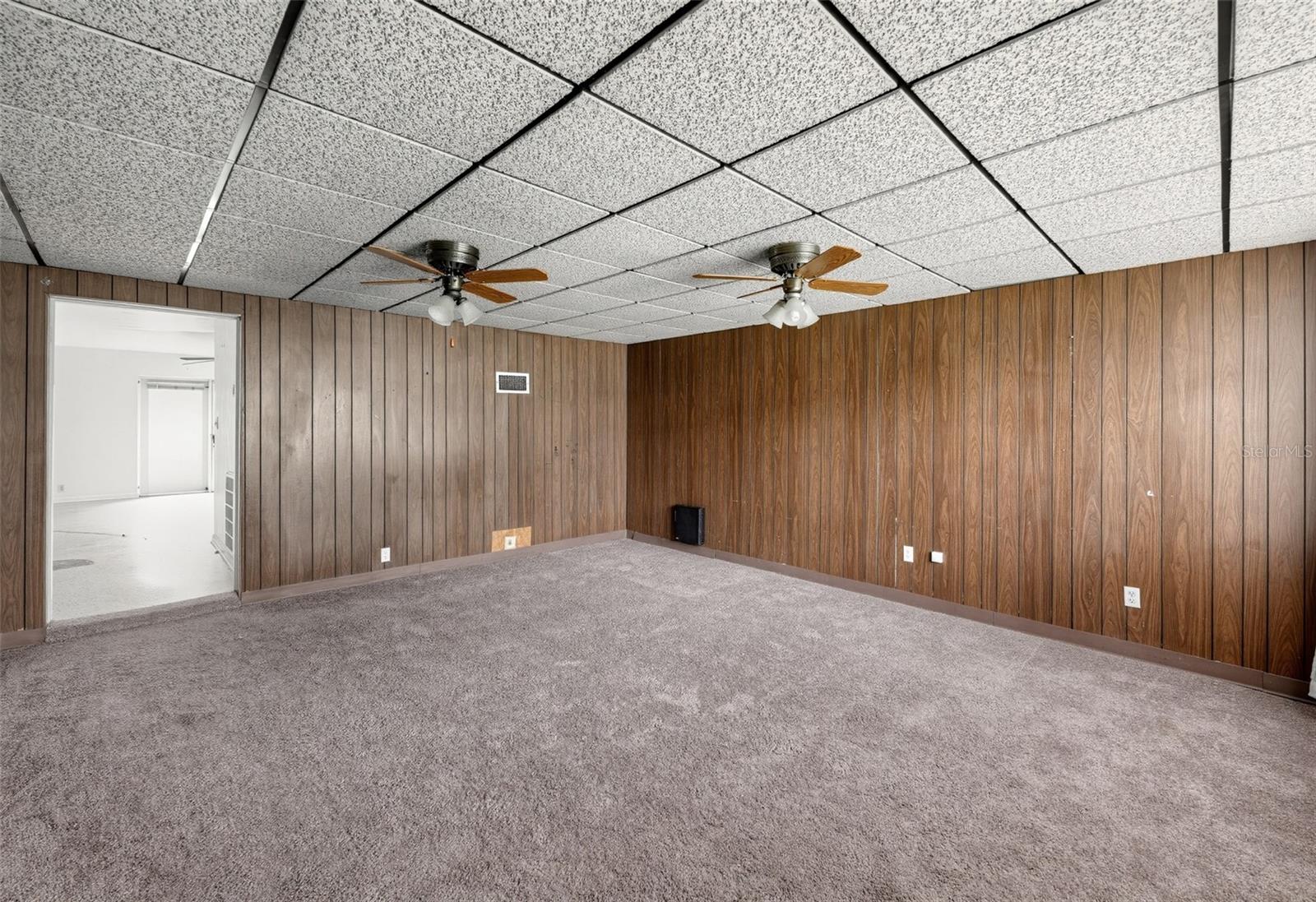 3913 W Cass St Property Photo 5
