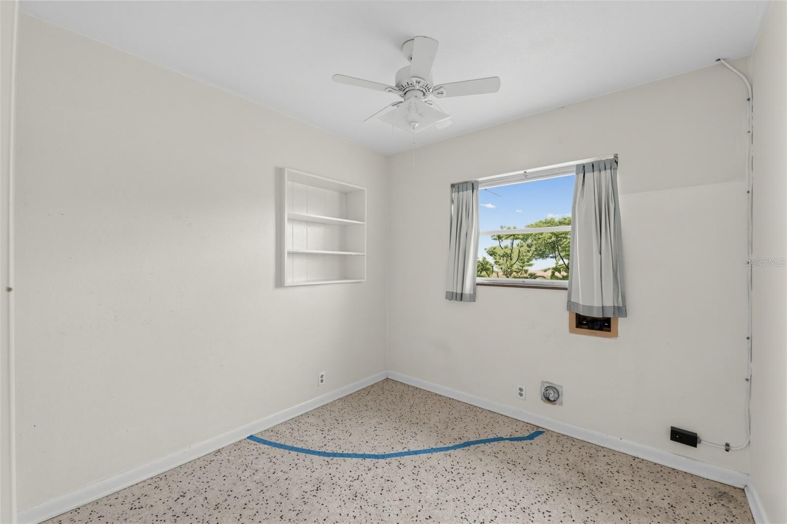 3913 W Cass St Property Photo 8