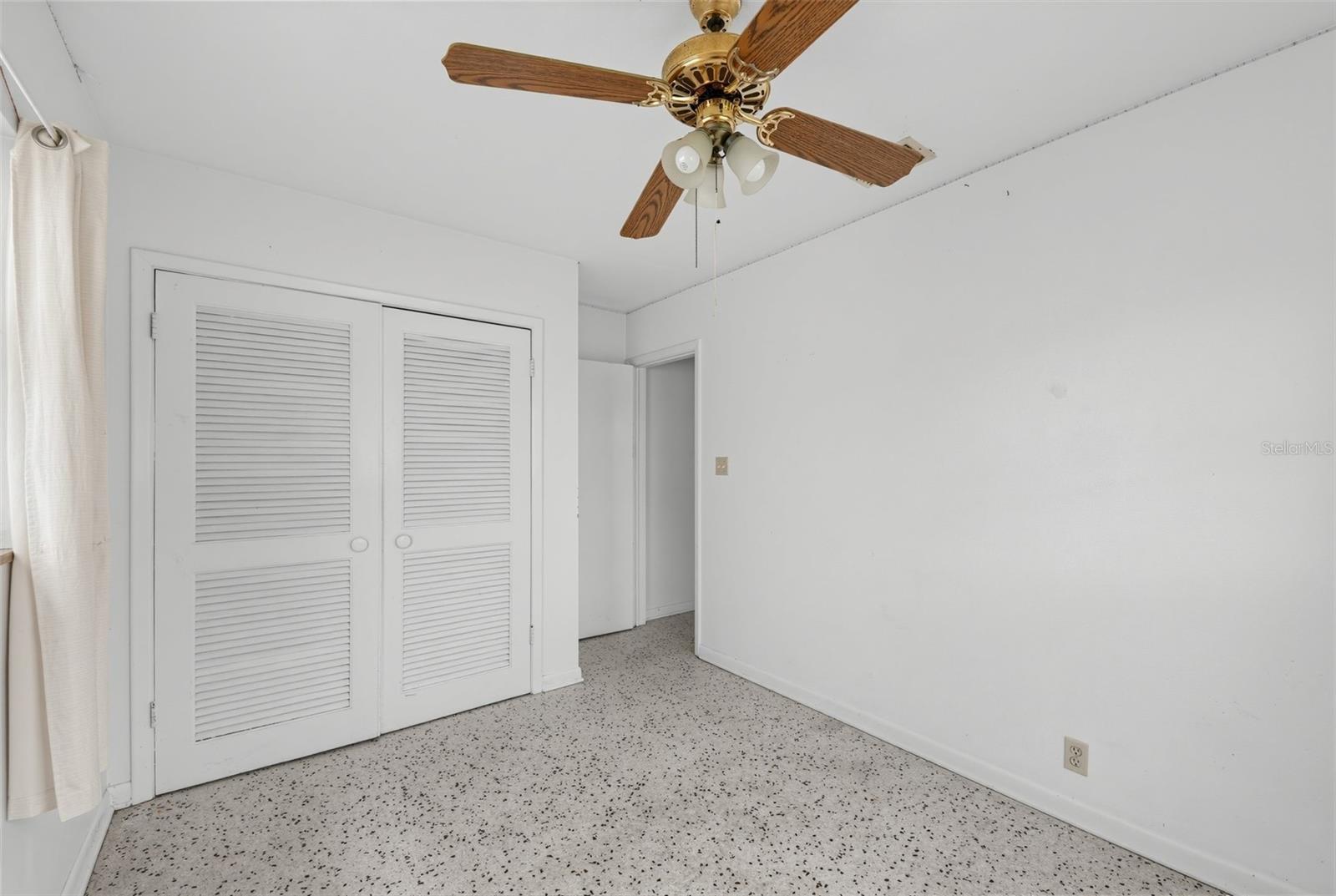 3913 W Cass St Property Photo 9