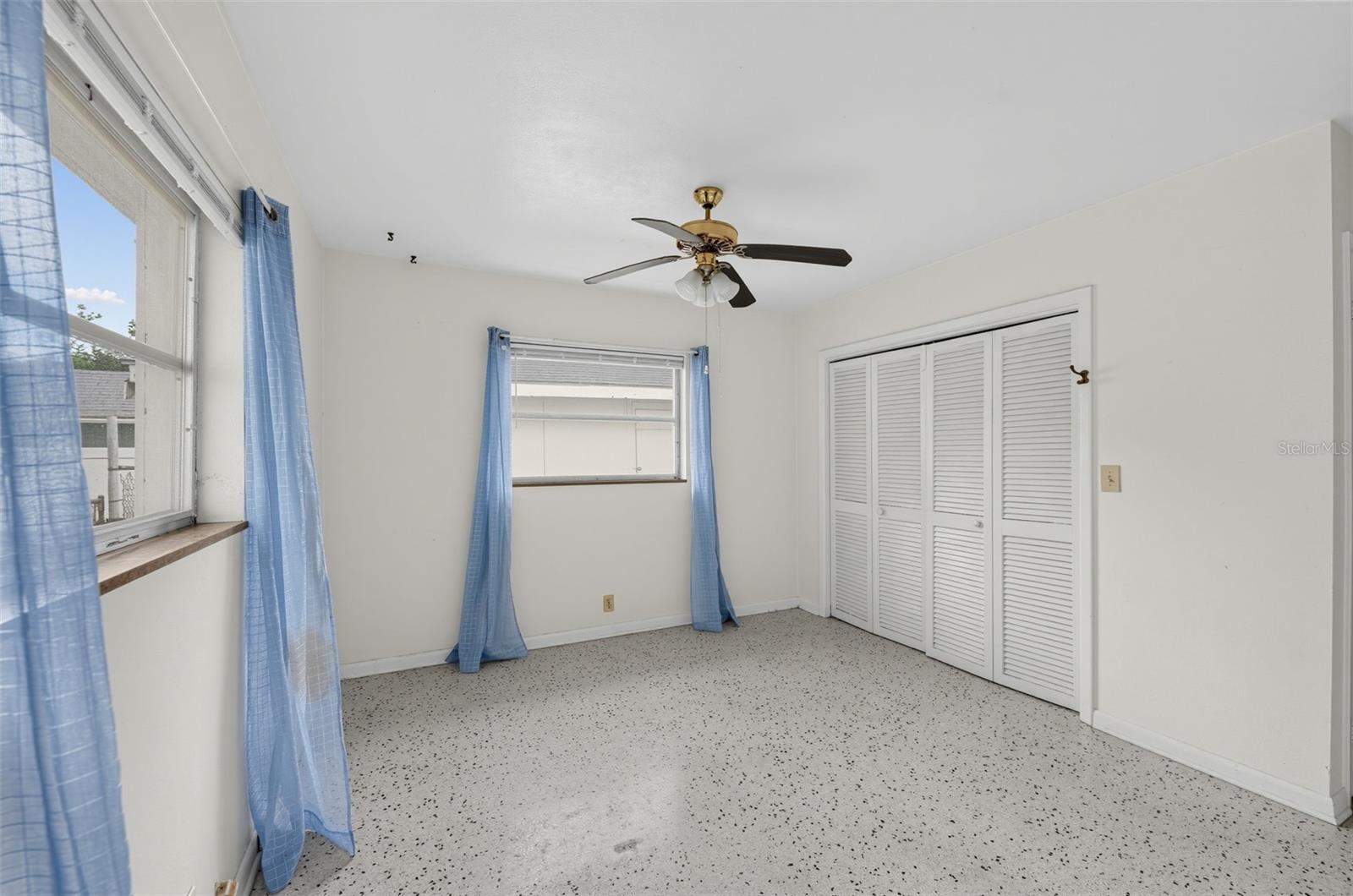 3913 W Cass St Property Photo 11