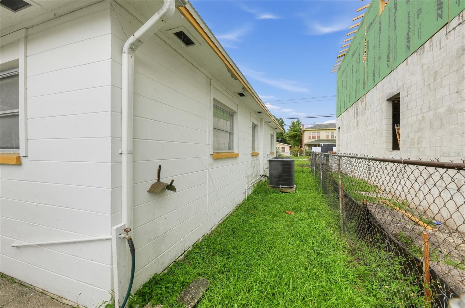 3913 W Cass St Property Photo 24