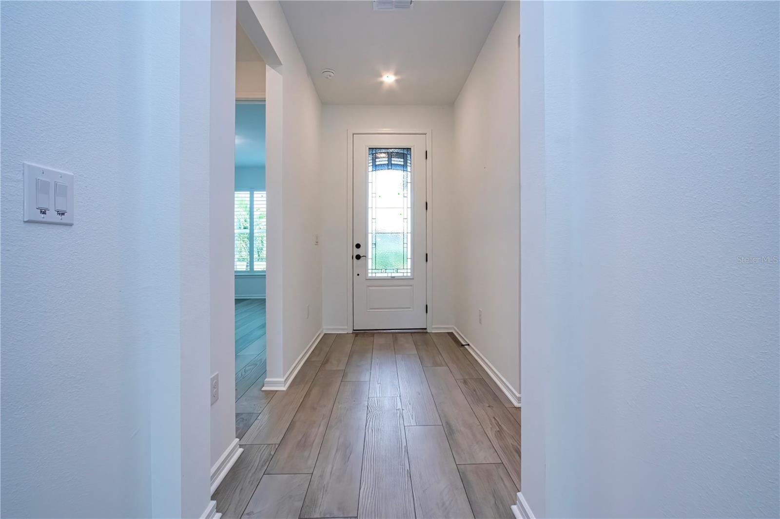 9315 Barrier Coast Trl Property Photo 12