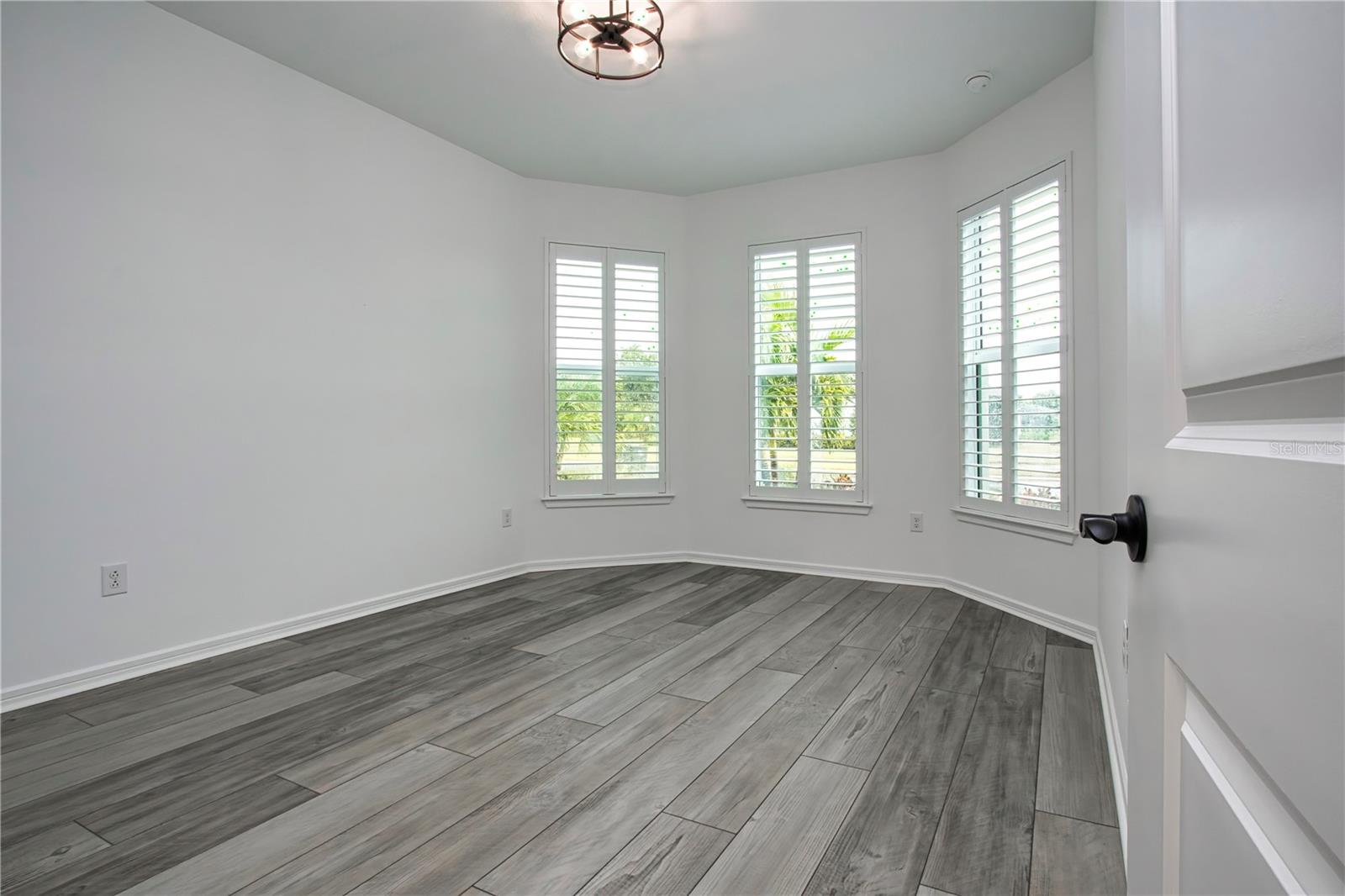 9315 Barrier Coast Trl Property Photo 41