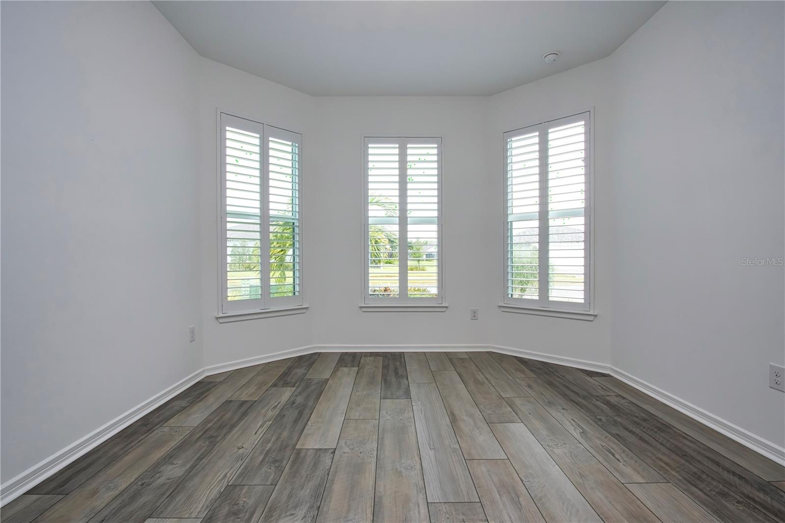 9315 Barrier Coast Trl Property Photo 42