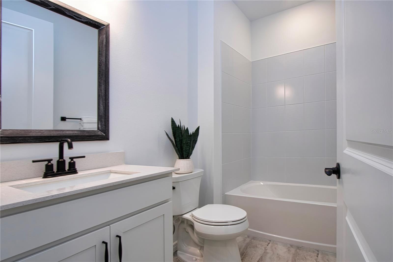 9315 Barrier Coast Trl Property Photo 45