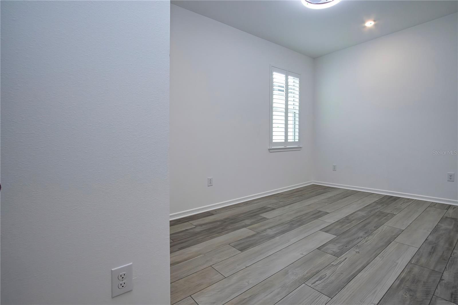 9315 Barrier Coast Trl Property Photo 47