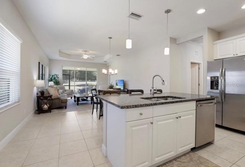 13012 Deep Blue Pl Property Photo 4