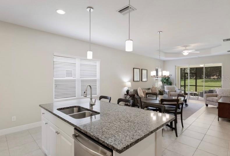 13012 Deep Blue Pl Property Photo 8