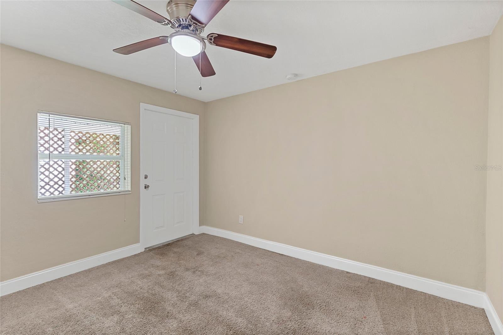 118 David Ave Property Photo 20