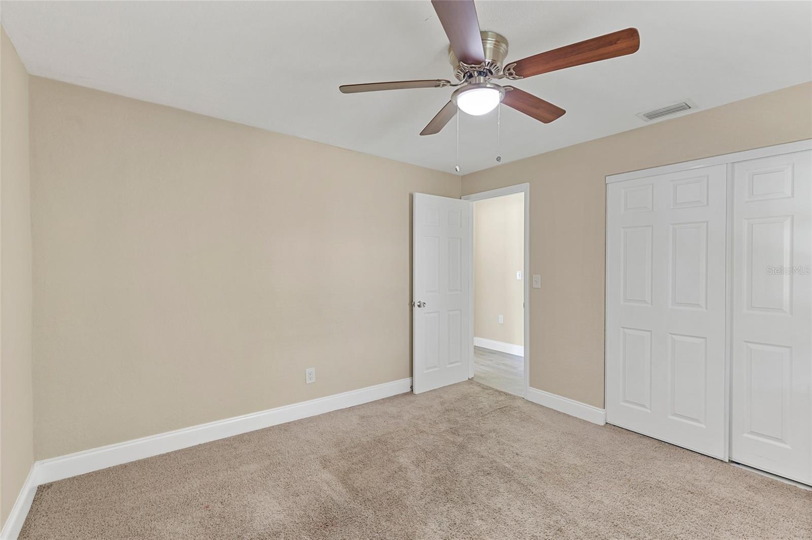 118 David Ave Property Photo 21