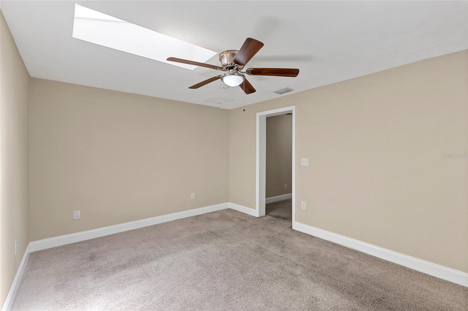 118 David Ave Property Photo 22