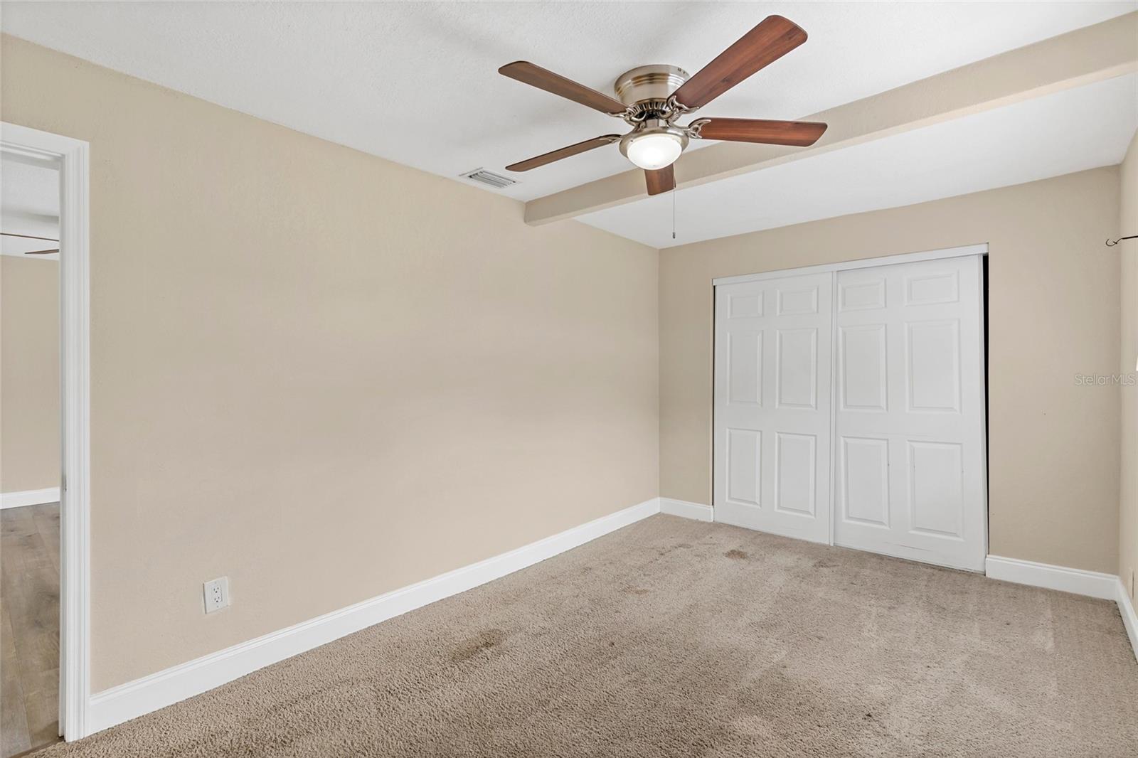 118 David Ave Property Photo 24