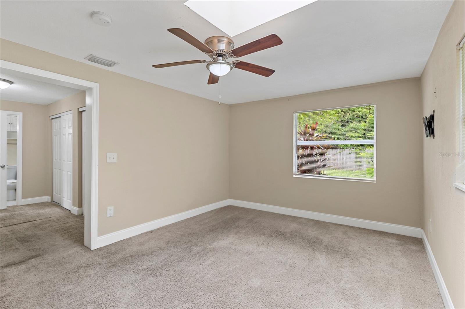 118 David Ave Property Photo 27