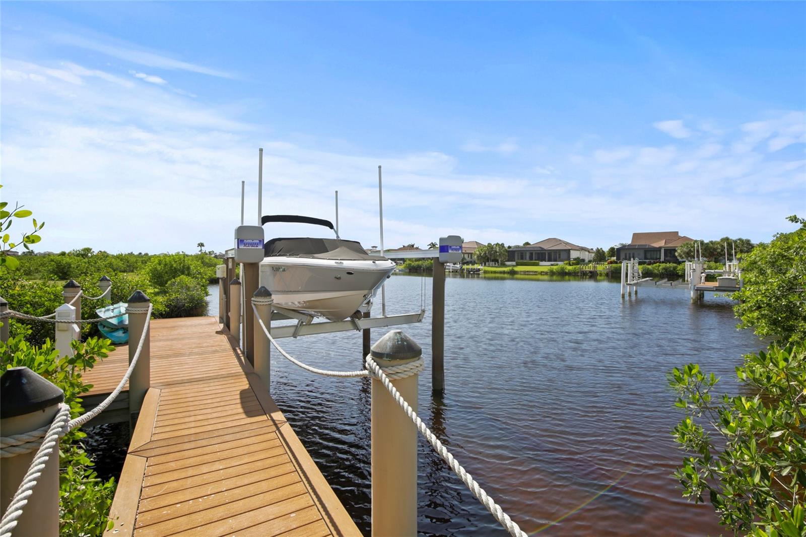1622 Channelside Pl Property Photo 3