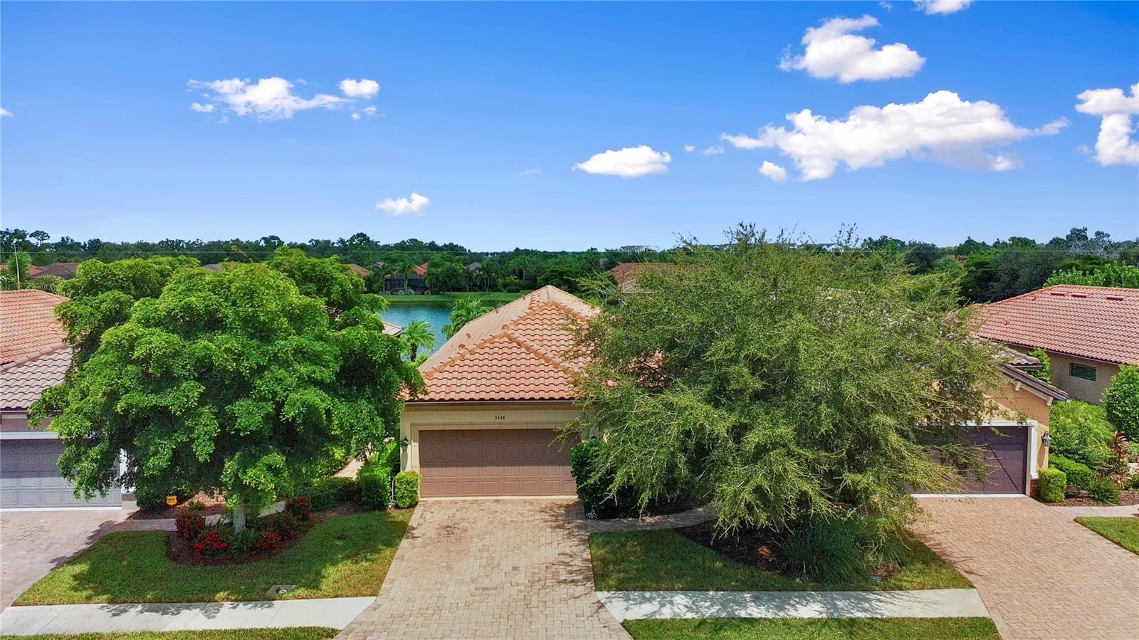 5548 Sentiero Dr Property Photo 2