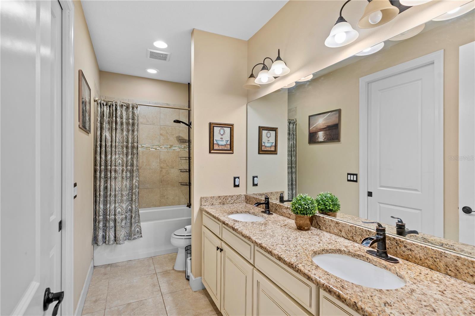 5548 Sentiero Dr Property Photo 40