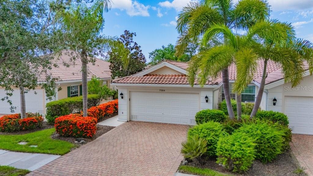 7564 PESARO DR Property Photo 1