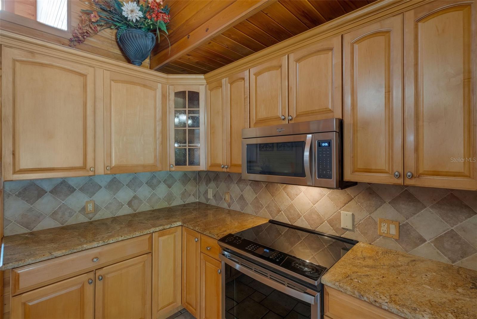 39730 Carlton Rd Property Photo 16