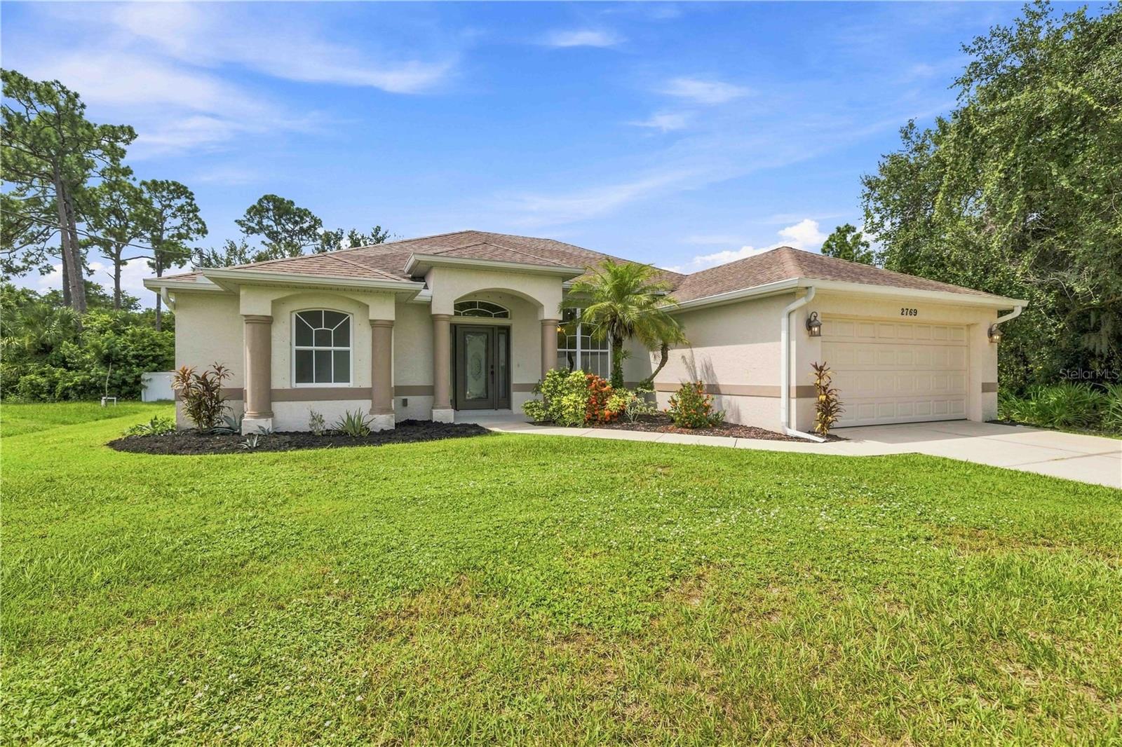 2769 ESCAMBIA CIR Property Photo 1