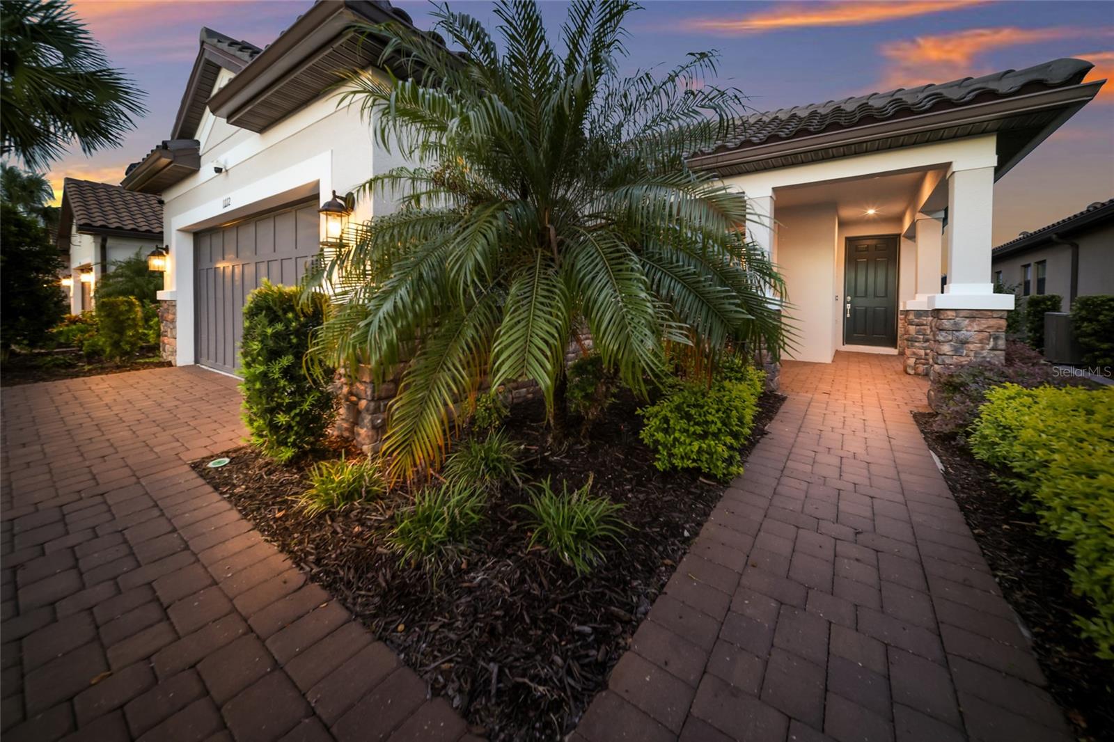 11112 Devonbridge Dr Property Photo 4