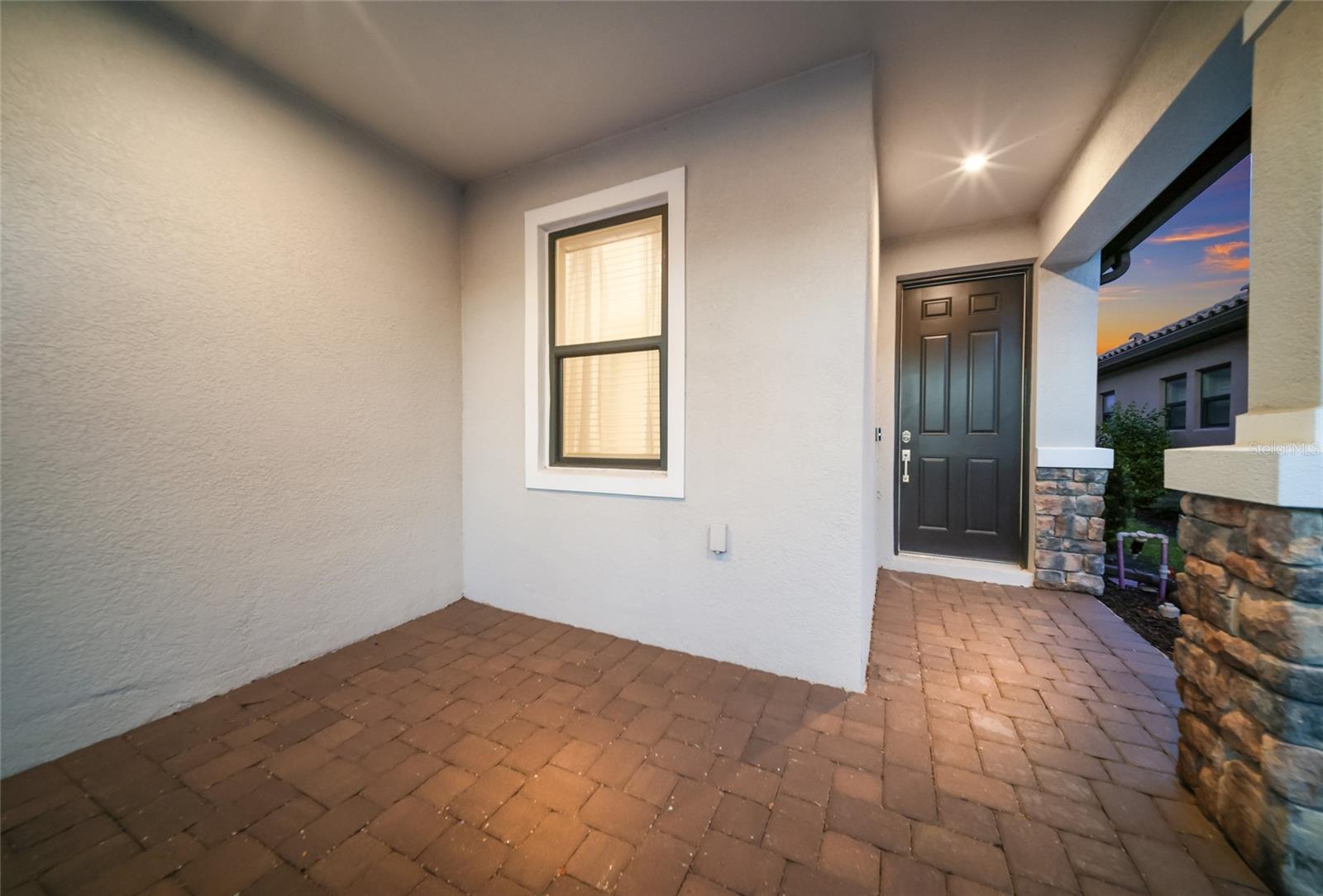 11112 Devonbridge Dr Property Photo 5