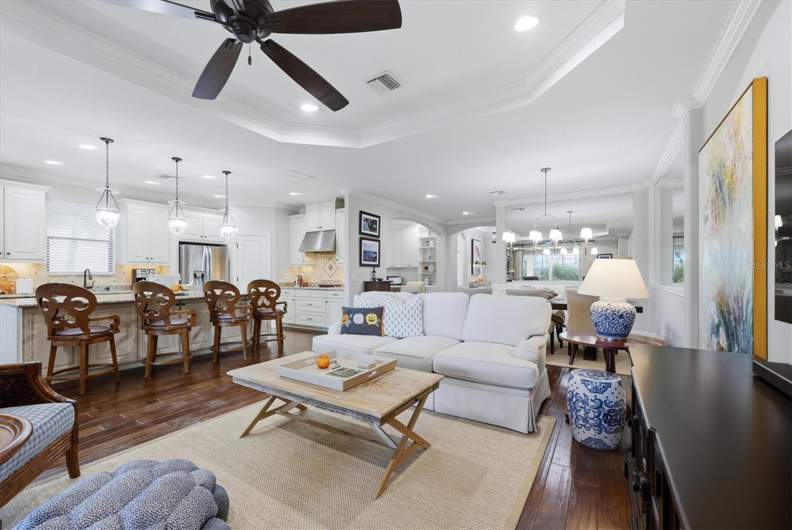 5214 Castello Ln Property Photo 17
