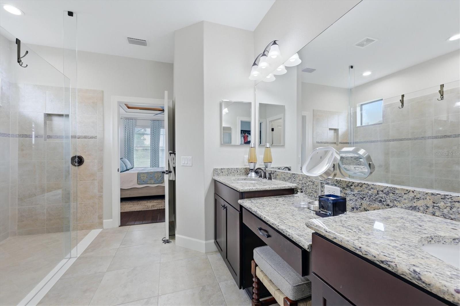 5214 Castello Ln Property Photo 23